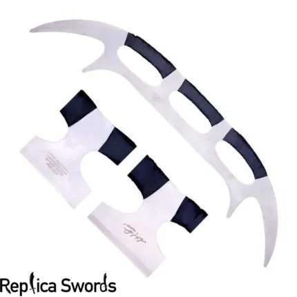 Klingon Bat’leth Replica With Signature & Logo